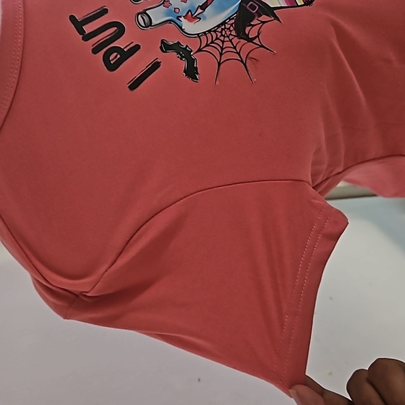 Upcycled Pink Coral Crop Top Graphic Tee Size Large - Picture 13 of 17